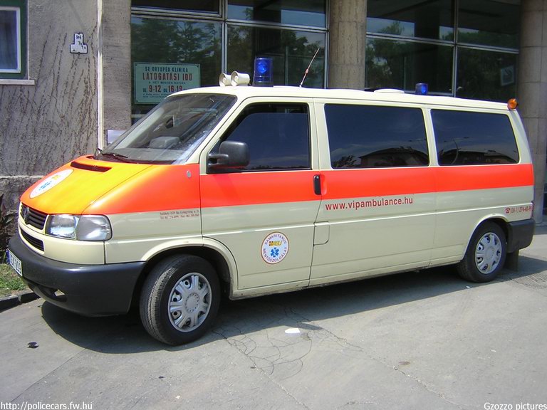 Volkswagen Transporter T4, Samaritanus Mentõszolgálat, fotó: Gzozzo pictures
Keywords: mentő magyar Magyarország mentőautó JSK-209