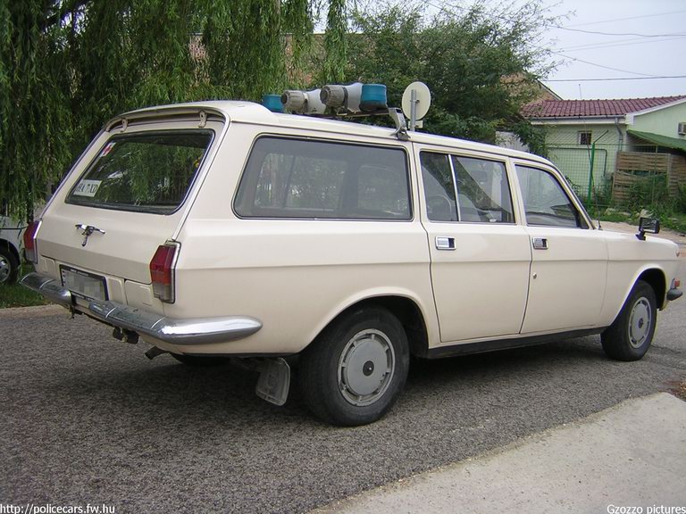 Volga GAZ M24, Tárnok, orvosi ügyelet, fotó: Gzozzo pictures
Keywords: mentő magyar Magyarország mentőautó