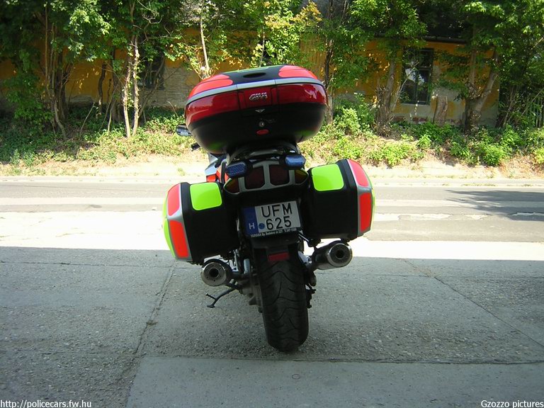 Yamaha, Balatonlelle, Országos Mentõszolgálat, fotó: Gzozzo pictures
Keywords: OMSZ mentő magyar magyarország mentőmotor mentőautó UFM-625