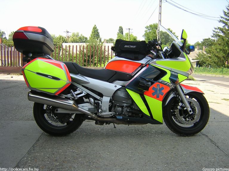 Yamaha, Balatonlelle, Országos Mentõszolgálat, fotó: Gzozzo pictures
Keywords: OMSZ mentő magyar magyarország mentőmotor mentőautó UFM-625