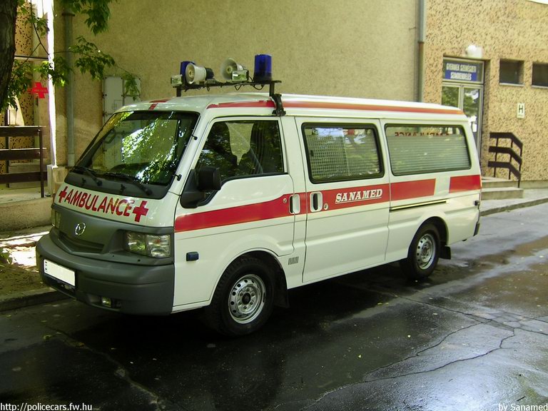 Mazda E2200, Sanamed Kht., fotó: Sanamed
Keywords: mentő magyar Magyarország mentőautó