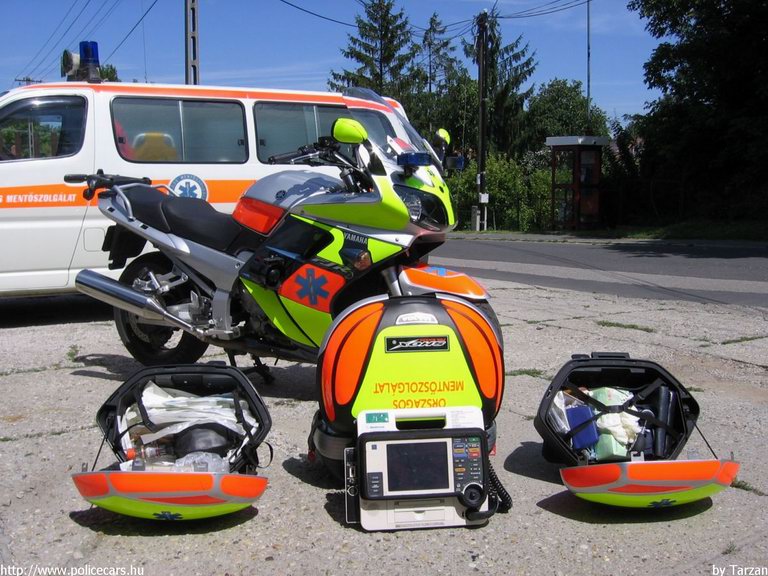 Yamaha, Országos Mentõszolgálat, fotó: Tarzan
Keywords: OMSZ mentő magyar magyarország mentőautó UFM-625