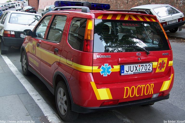Suzuki Ignis, orvosi ügyelet, Emergency Service, fotó: Rédei József
Keywords: mentő magyar Magyarország mentőautó JUX-702