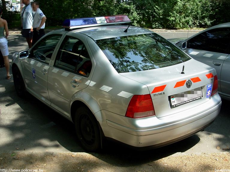 Volkswagen Bora, SMSV, vérszállítás, fotó: dénes
Keywords: mentő magyar Magyarország mentőautó