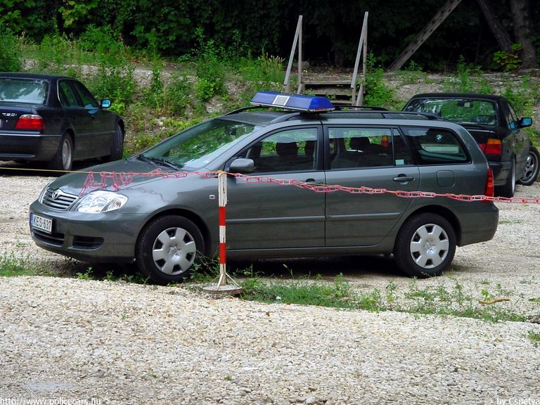 Toyota Corolla, Budapest, fotó: Cspetya
Keywords: mentő magyar Magyarország mentőautó KES-637