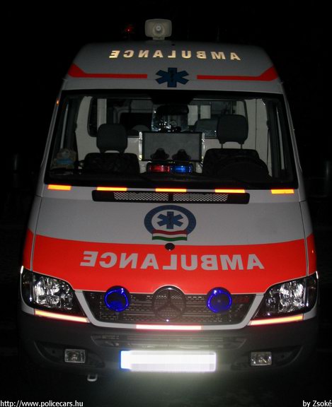 Mercedes-Benz Sprinter 313 CDI, Országos Mentõszolgálat, fotó: Zsoké
Keywords: OMSZ mentő magyar magyarország mentőautó