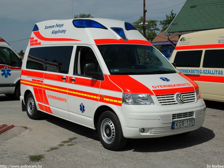 Volkswagen Transporter T5, Pécs, Szemem Fénye Alapítvány, fotó: Norbee
Keywords: mentő magyar Magyarország mentőautó KGR-135