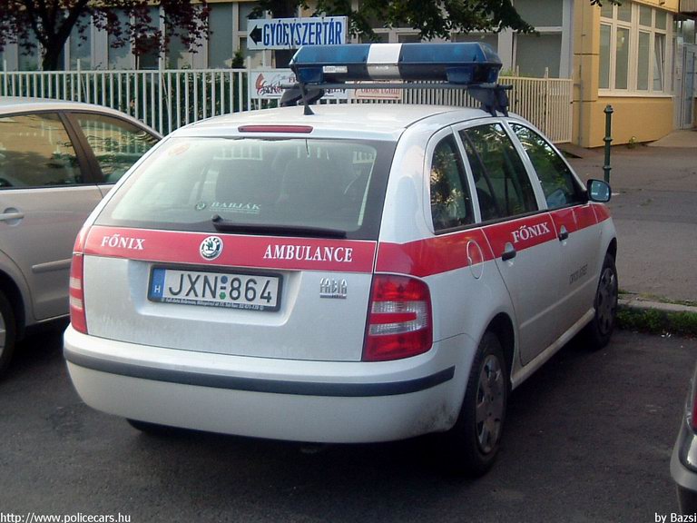 Skoda Fabia, Debrecen, orvosi ügyelet, Fõnix S.O.S. Zrt., fotó: Bazsi
Keywords: mentő magyar Magyarország mentőautó JXN-864