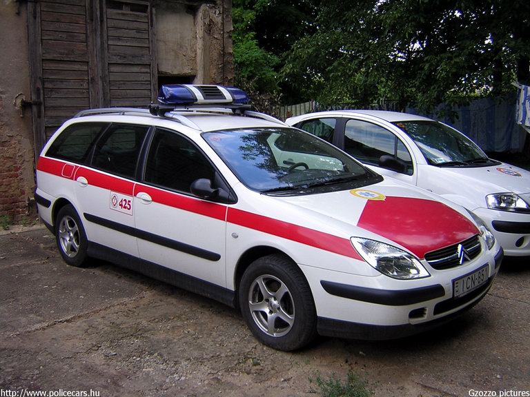 Citroen C5, Kaposvár, Pannon Mentõ Kht., fotó: Gzozzo pictures
Keywords: mentő magyar Magyarország mentőautó ICN-851