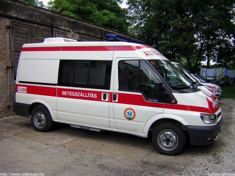 Ford Transit, Kaposvár, Pannon Mentõ Kht., fotó: Gzozzo pictures
Keywords: mentő magyar Magyarország mentőautó KHT-007