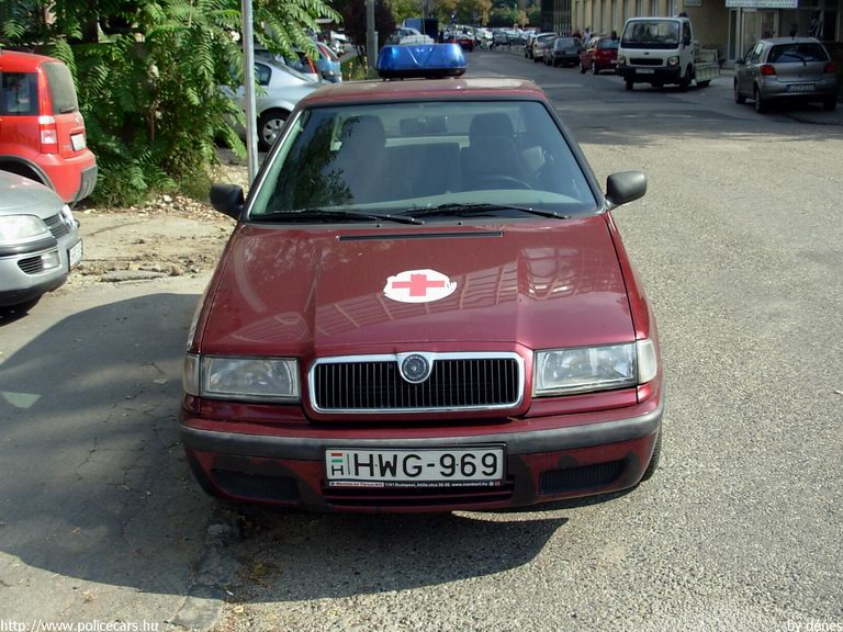 Skoda Felicia, Budai Irgalmasrendi Kórház, fotó: dénes
Keywords: mentő magyar Magyarország mentőautó HWG-969