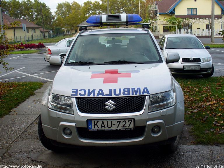 Suzuki Grand Vitara, Balatonboglár, orvosi ügyelet, fotó: Márton Balázs
Keywords: mentő magyar Magyarország mentőautó KAU-727