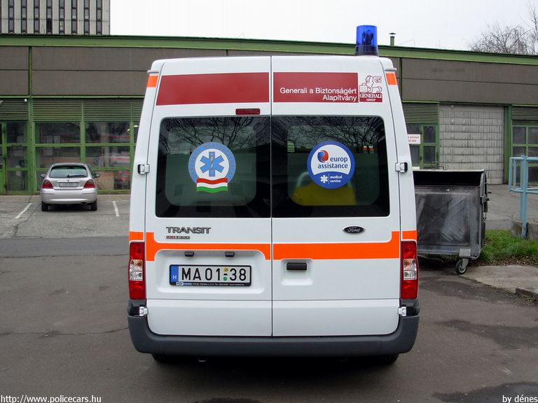 Ford Transit, Országos Mentõszolgálat, fotó: dénes
Keywords: OMSZ mentő magyar magyarország mentőautó MA01-38