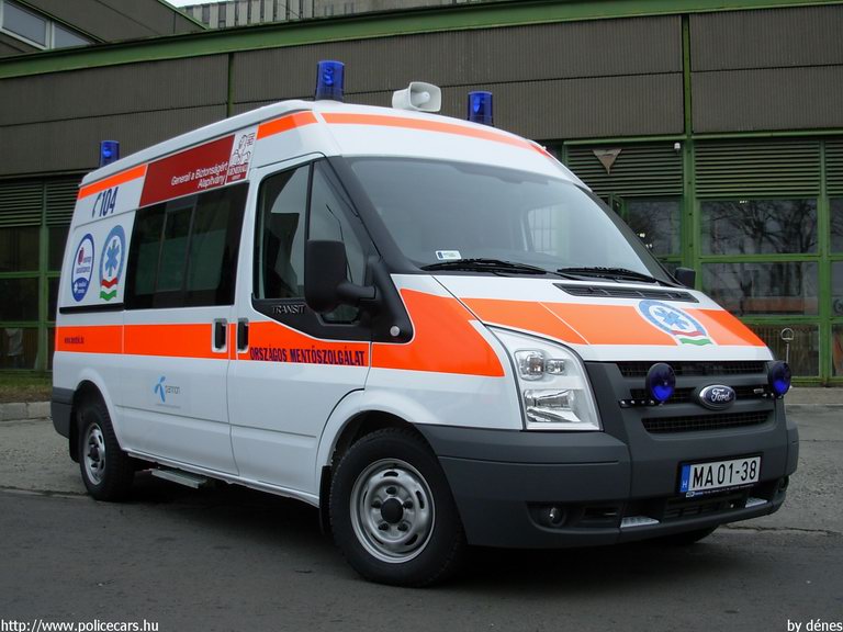 Ford Transit, Országos Mentõszolgálat, fotó: dénes
Keywords: OMSZ mentő magyar magyarország mentőautó MA01-38