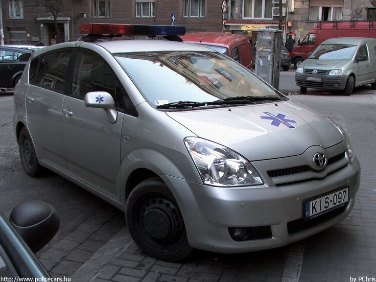 Toyota Corolla Verso, Budapest, Dolomit-Med Bt., fotó: PChris
Keywords: mentő magyar Magyarország mentőautó KIS-097