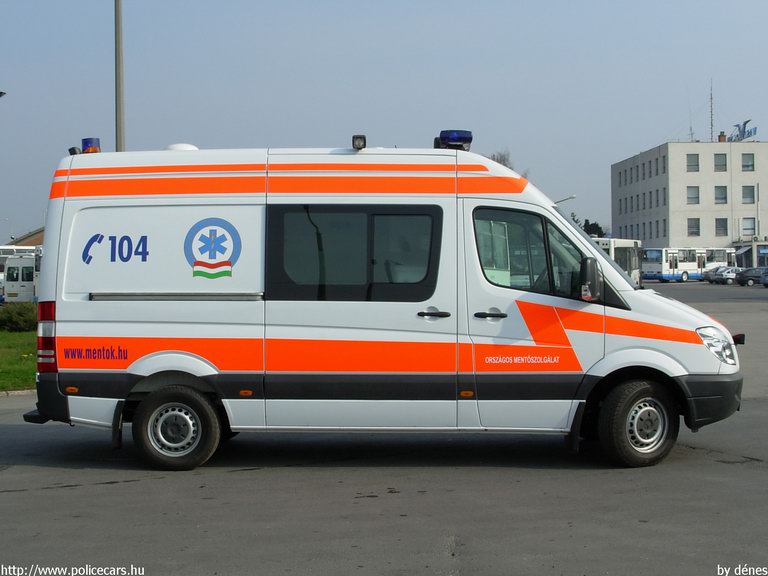 Mercedes Sprinter II 313 CDI, Országos Mentõszolgálat, fotó: dénes
Keywords: OMSZ mentő magyar magyarország mentőautó