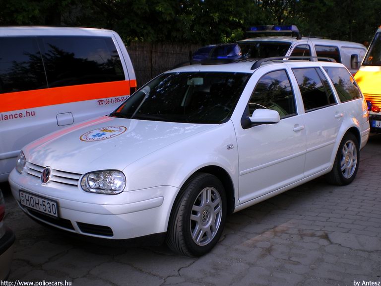 Volkswagen Golf IV Variant, Budapest, Samaritanus Mentõszolgálat, fotó: Antesz
Keywords: mentő magyar Magyarország mentőautó HOH-530