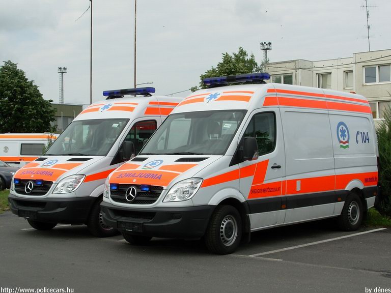 Mercedes Sprinter II 313 CDI, Országos Mentõszolgálat, fotó: dénes
Keywords: OMSZ mentő magyar magyarország mentőautó