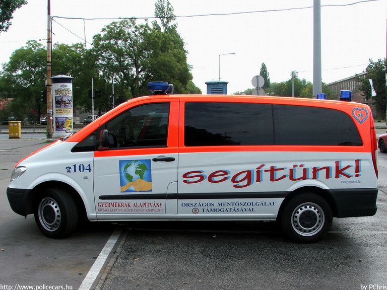 Mercedes-Benz Vito, Budapest, Gyermekrák Alapítvány, fotó: PChris
Keywords: mentő magyar Magyarország mentőautó KVD-100