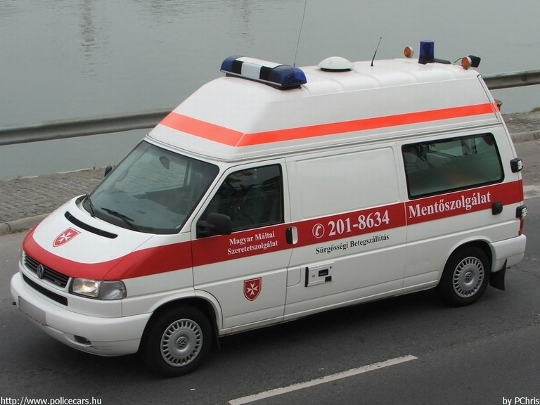 Volkswagen Transporter T4, Magyar Máltai Szeretetszolgálat, fotó: PChris
Keywords: mentő magyar Magyarország mentőautó MSZ-005