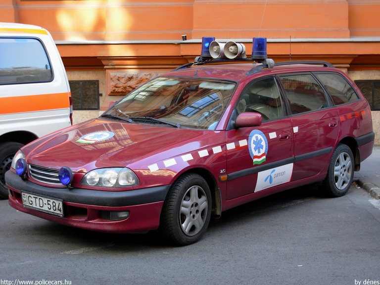 Toyota Avensis, Országos Mentõszolgálat, fotó: dénes
Keywords: OMSZ mentő magyar Magyarország mentőautó GTD-584