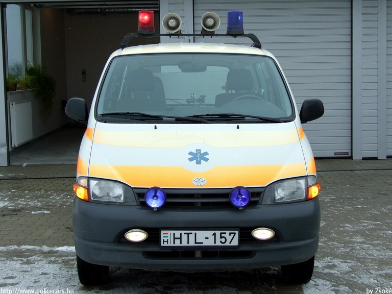 Toyota Hiace, Országos Mentõszolgálat, fotó: Zsoké
Keywords: mentő magyar magyarország mentőautó OMSZ HTL-157