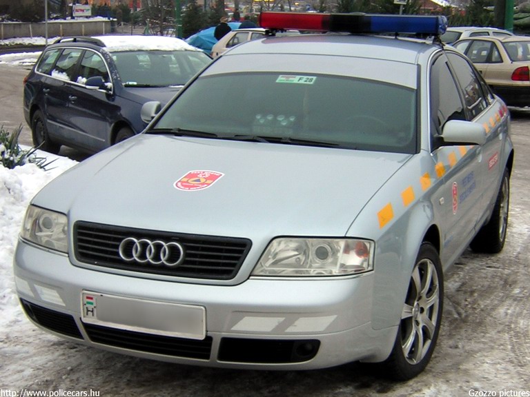 Audi A6, Pest Megyei Speciális Mentõk, fotó: Gzozzo pictures
Keywords: mentő magyar magyarország mentőautó
