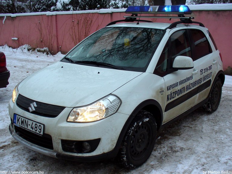 Suzuki SX4, Kaposvár, városkörnyéki orvosi ügyelet, fotó: Márton Balázs
Keywords: mentő magyar magyarország mentőautó KWN-489