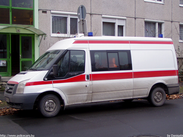 Ford Transit, Misszió Mentõ Betegszállító és Szolgáltató Kft., fotó: Danigabi
Keywords: mentő magyar Magyarország mentőautó KWN-520