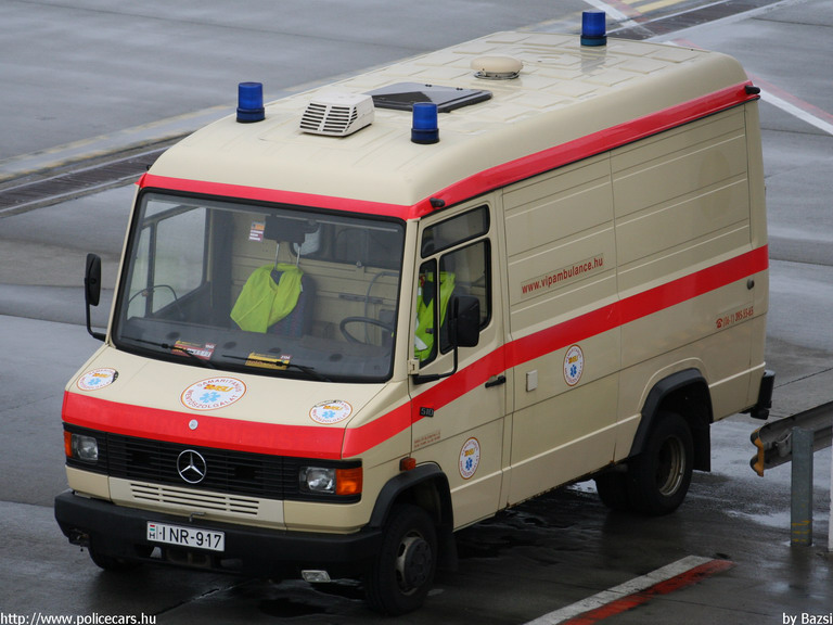 Mercedes-Benz Vario 510, Samaritanus Mentõszolgálat, fotó: Bazsi
Keywords: mentő magyar Magyarország mentőautó INR-917