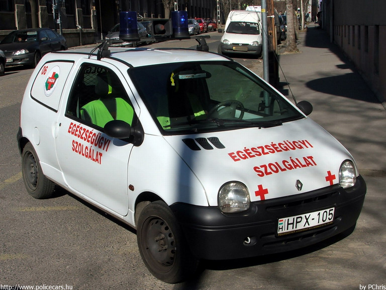 Renault Twingo, Hazai Alapítvány, Budapest, vérszállítás, fotó: PChris
Keywords: mentő magyar Magyarország mentőautó HPX-105