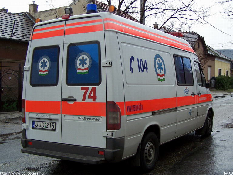 Mercedes Sprinter, Országos Mentõszolgálat, fotó: CJ
Keywords: mentő mentőautó OMSZ magyar magyarország JUD-215