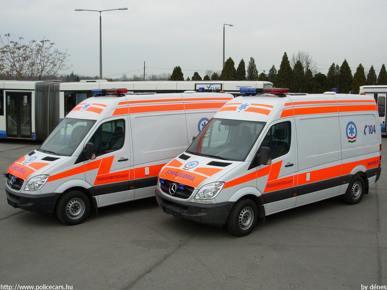Mercedes Sprinter II 315 CDI, Országos Mentõszolgálat, fotó: dénes
Keywords: mentő mentőautó OMSZ magyar magyarország