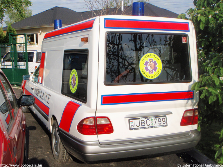 Mercedes-Benz E Binz, International Ambulance, fotó: International Ambulance
Keywords: mentő magyar Magyarország mentőautó JBC-799