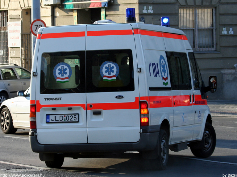 Ford Transit, Országos Mentõszolgálat, fotó: Bazsi
Keywords: mentő mentőautó OMSZ magyar magyarország JLD-025