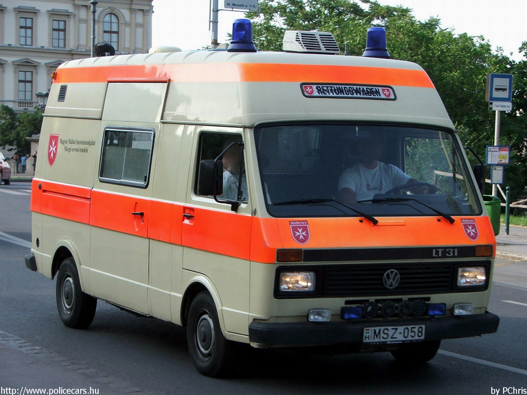 Volkswagen LT 31, Magyar Máltai Szeretetszolgálat Mentõszolgálat, fotó: PChris
Keywords: mentő magyar Magyarország mentőautó MSZ-058