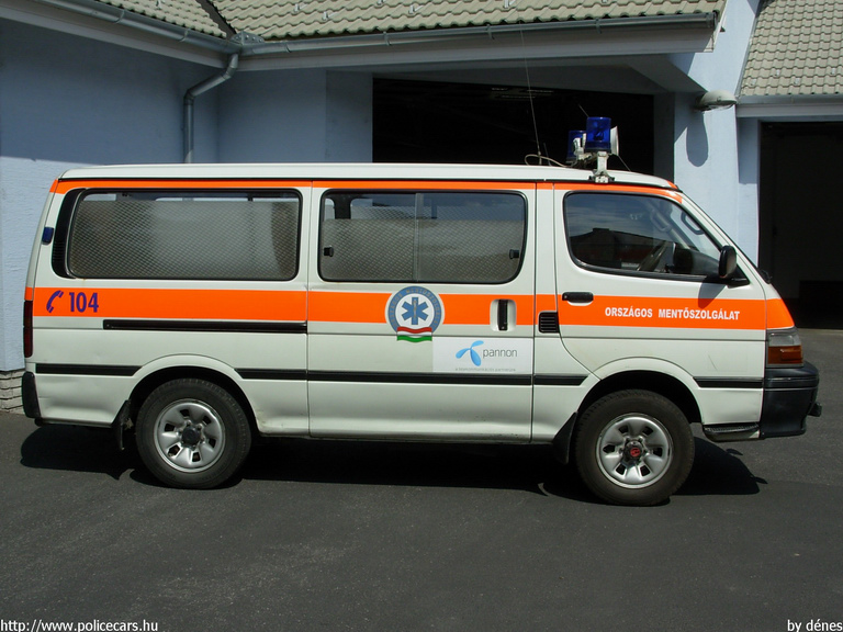 Toyota Hiace 4x4, Országos Mentõszolgálat, fotó: dénes
Keywords: mentő mentőautó OMSZ magyar magyarország FHV-768