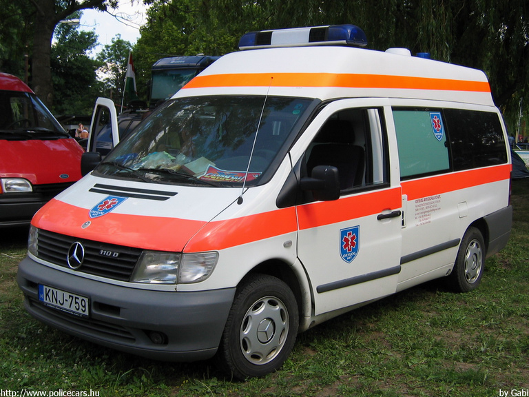 Mercedes-Benz Vito 110D, Oxylog Betegszállító Kft., fotó: Gabi
Keywords: mentő magyar Magyarország mentőautó KNJ-759