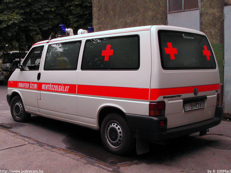 Volkswagen Transporter T4, Dunaújváros, Dunaferr Üzemi Mentõszolgálat, fotó: R-100Maci
Keywords: mentő magyar Magyarország mentőautó IBH-380