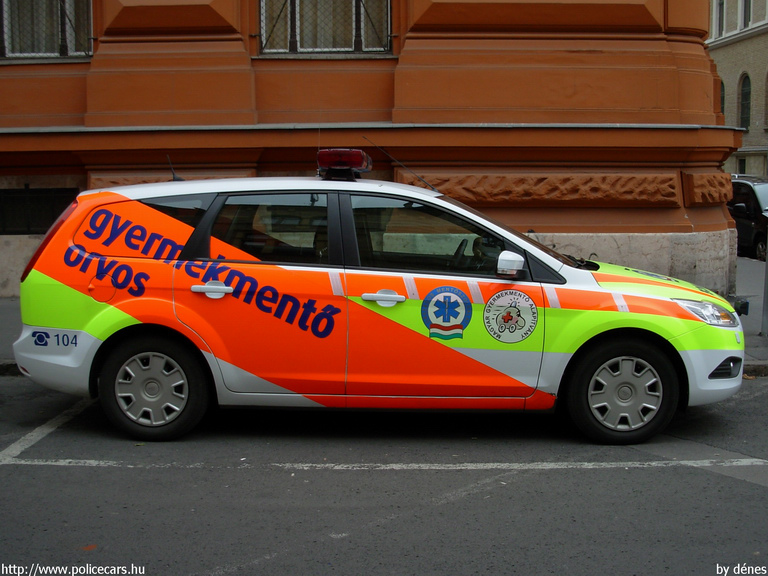Ford Focus, [url=http://www.mgya.org]Magyar Gyermekmentõ Alapítvány[/url], fotó: dénes
Keywords: mentő magyar Magyarország mentőautó MA03-03