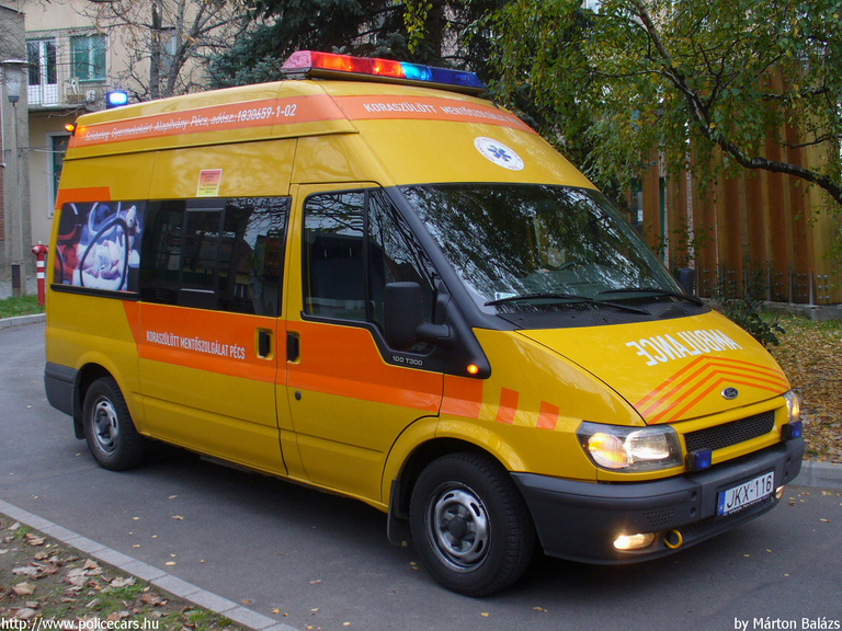 Ford Transit, Pécs, Magyar Koraszülött Mentõ Közalapítvány, fotó: Márton Balázs
Keywords: mentő magyar Magyarország mentőautó JKX-116