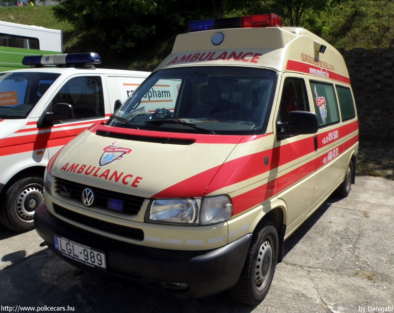 Volkswagen Transporter T4, S.O.S. Medicar, fotó: Danigabi
Keywords: mentő mentőautó magyar Magyarország LGL-989