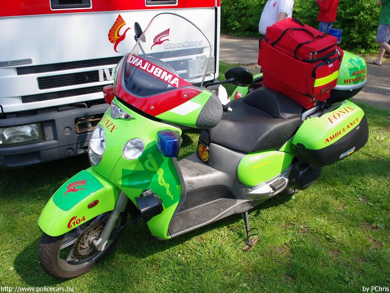 Aprilia Scarabeo 500, Fõnix S.O.S. Zrt., fotó: PChris
Keywords: mentő magyar magyarország mentőmotor