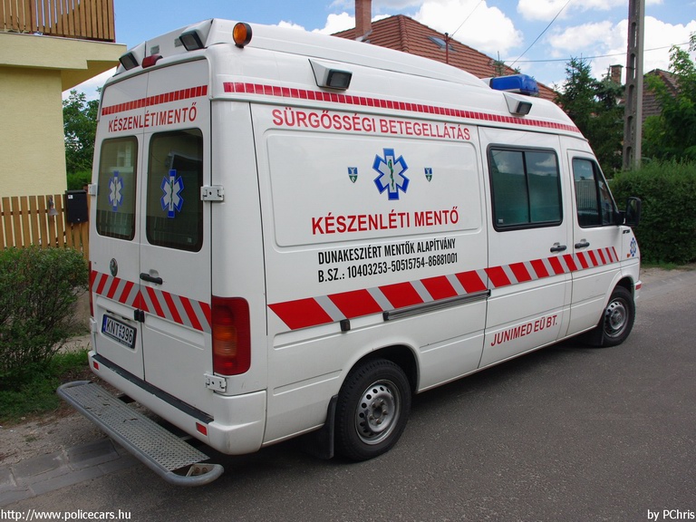 Volkswagen LT 35, Készenléti Mentõk Kft., fotó: PChris
Keywords: mentő magyar Magyarország mentőautó KNT-396