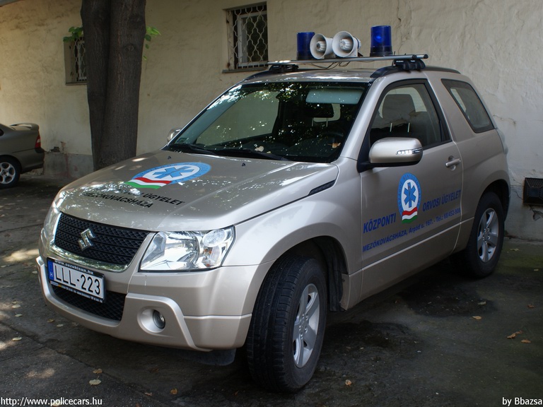 Suzuki Grand Vitara, orvosi ügyelet, Mezõkovácsháza, Országos Mentõszolgálat, fotó: Bbazsa
Keywords: mentő mentőautó OMSZ magyar Magyarország LLL-223