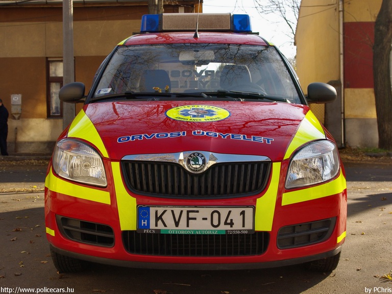 Skoda Roomster, orvosi ügyelet, Budapest, International Ambulance, fotó: PChris
Keywords: mentő mentőautó magyar Magyarország KVF-041