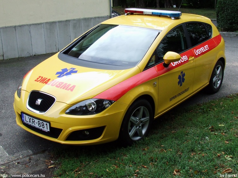 Seat Leon, orvosi ügyelet, Sopron, fotó: Egerist
Keywords: mentő mentőautó magyar Magyarország LXR-881