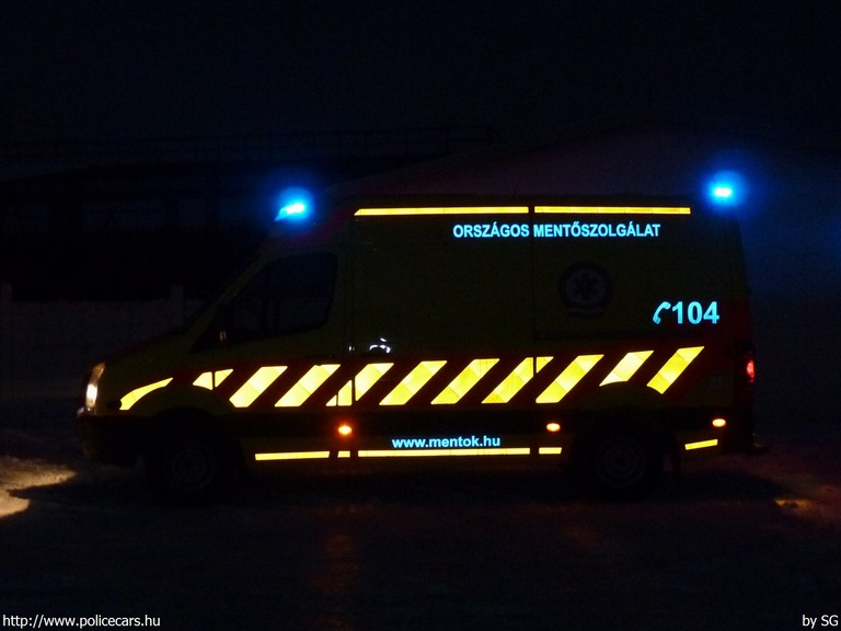 Volkswagen Crafter 2.0 BiTDI, Országos Mentõszolgálat, fotó: SG
Keywords: mentő mentőautó magyar Magyarország OMSZ