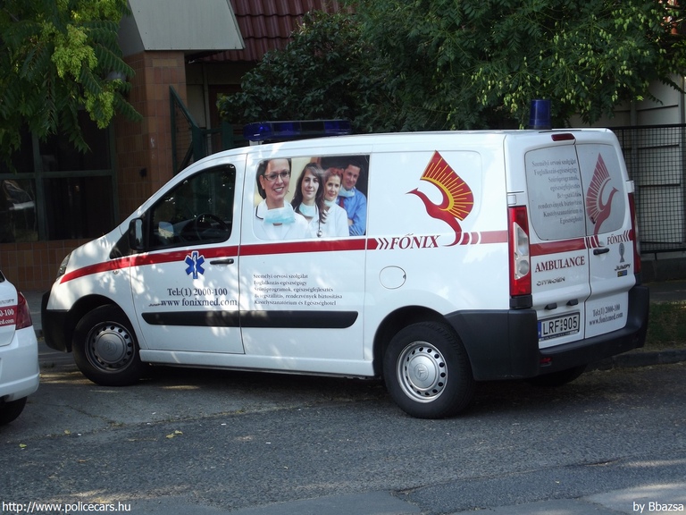 Citroen Jumpy, Fõnix S.O.S. Zrt., fotó: Bbazsa
Keywords: mentő mentőautó magyar Magyarország LRF-905
