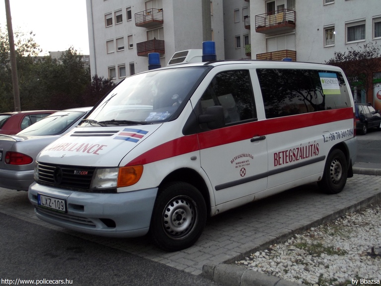 Mercedes-Benz Vito 112 CDI, Marsi-Med Kft., fotó: Bbazsa
Keywords: mentő magyar Magyarország mentőautó LXZ-109